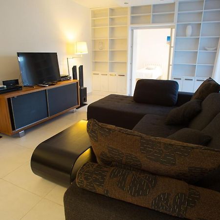 Becici Four-Bedroom Penthouse Apartment With Jacuzzi Εξωτερικό φωτογραφία